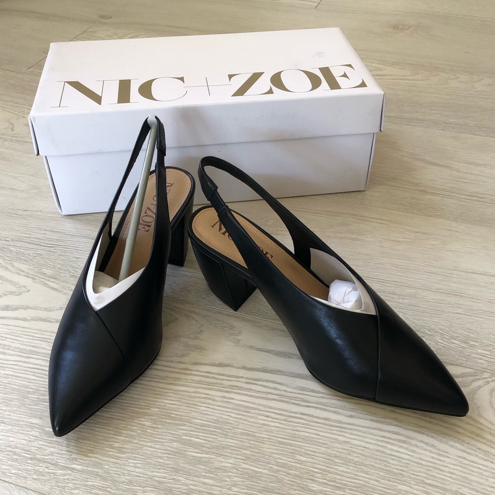NIC+ZOE Black Slingback Heels pointed toe v-cut block heel